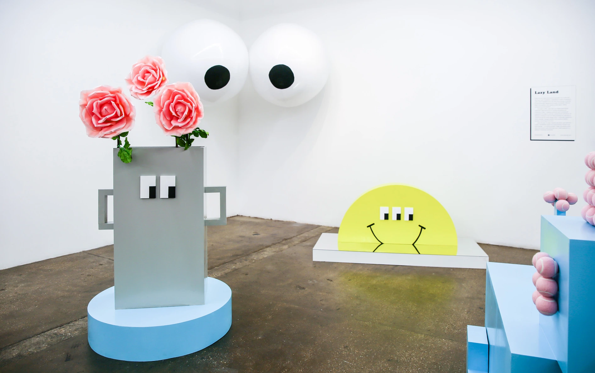 Graphic depicting a mountain peak at sunset cropped in a circle with the words RANGE CRAZY above and below.